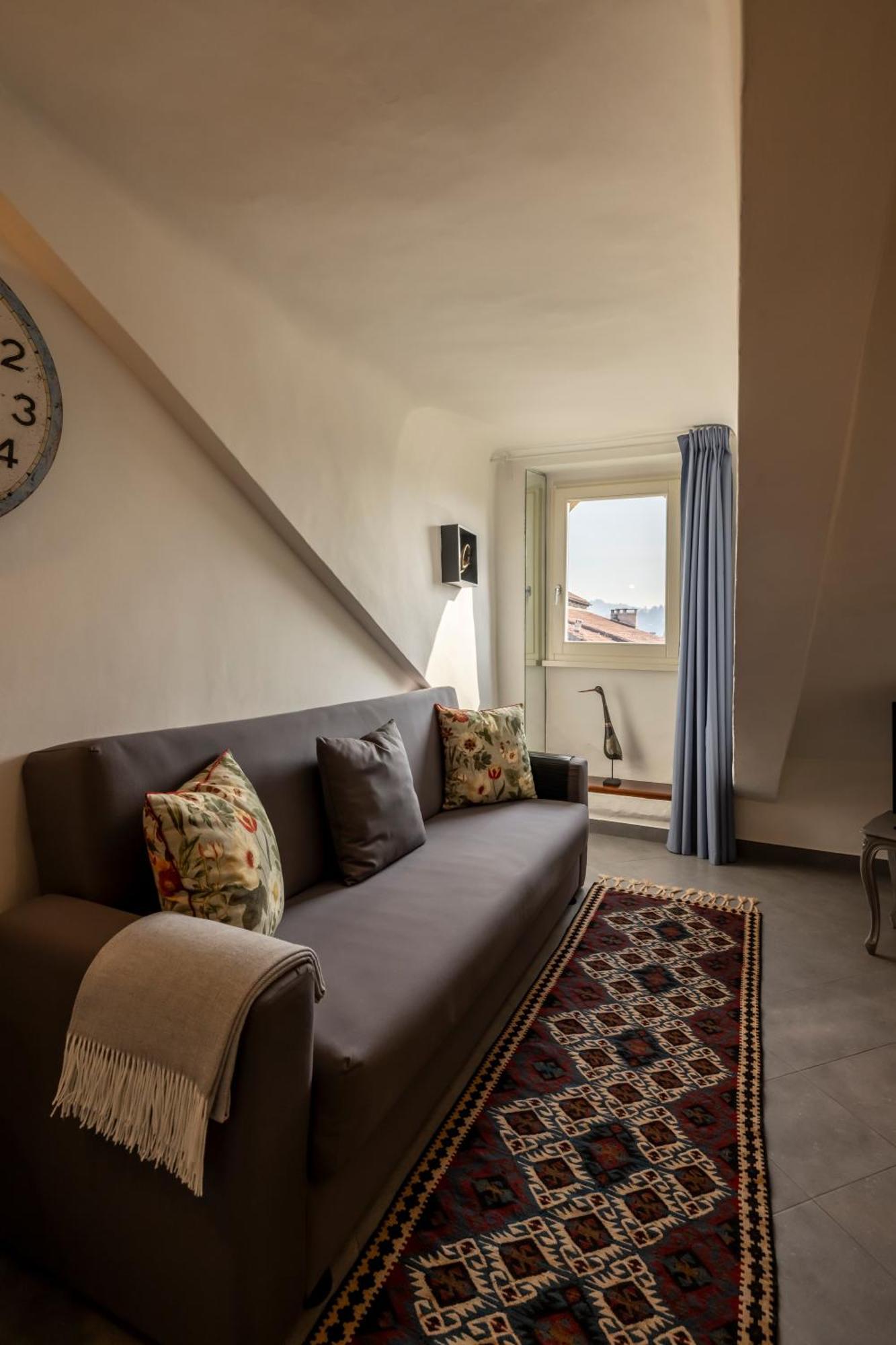 Apartment Inquadro