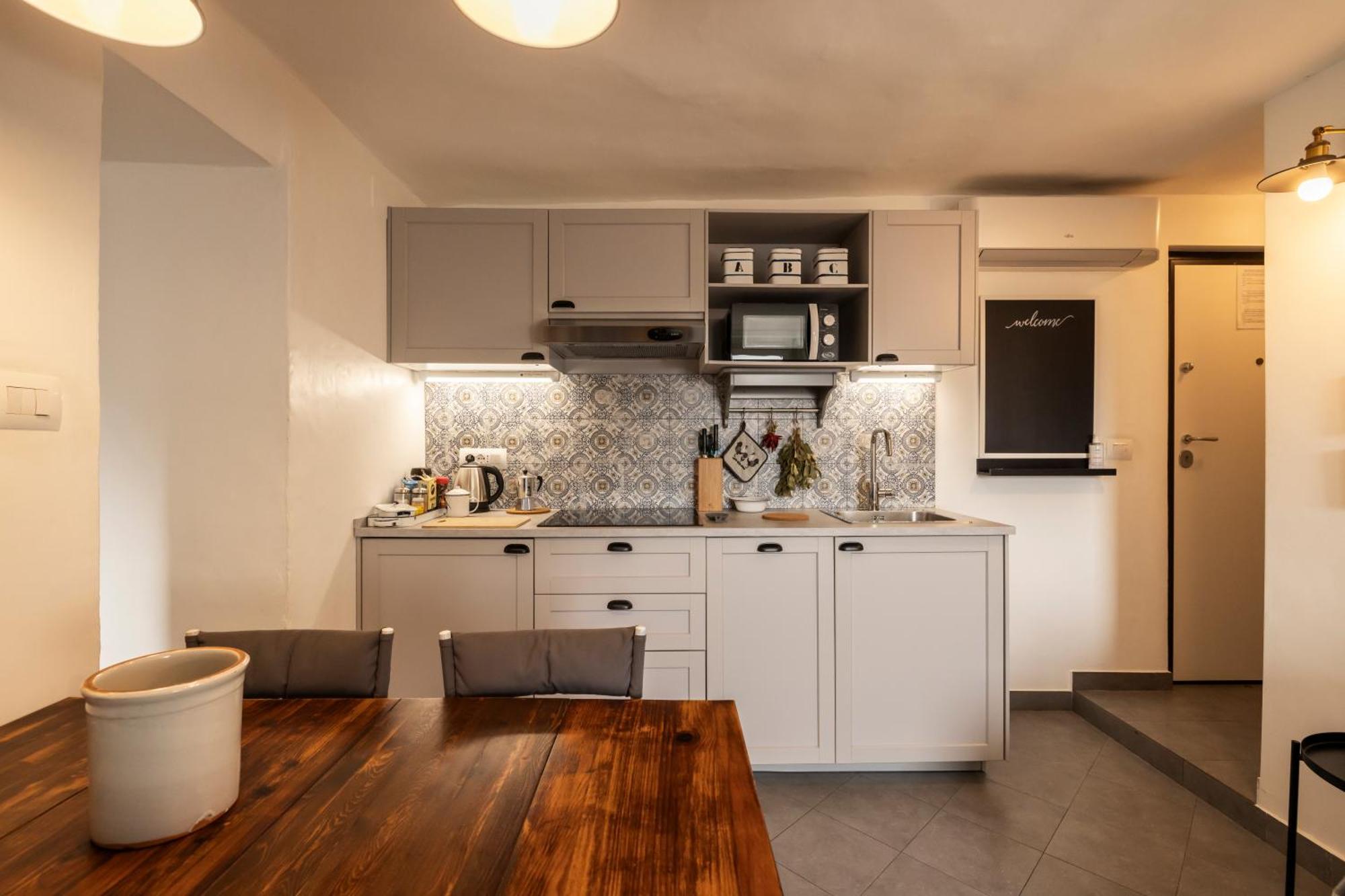 Apartment Inquadro *