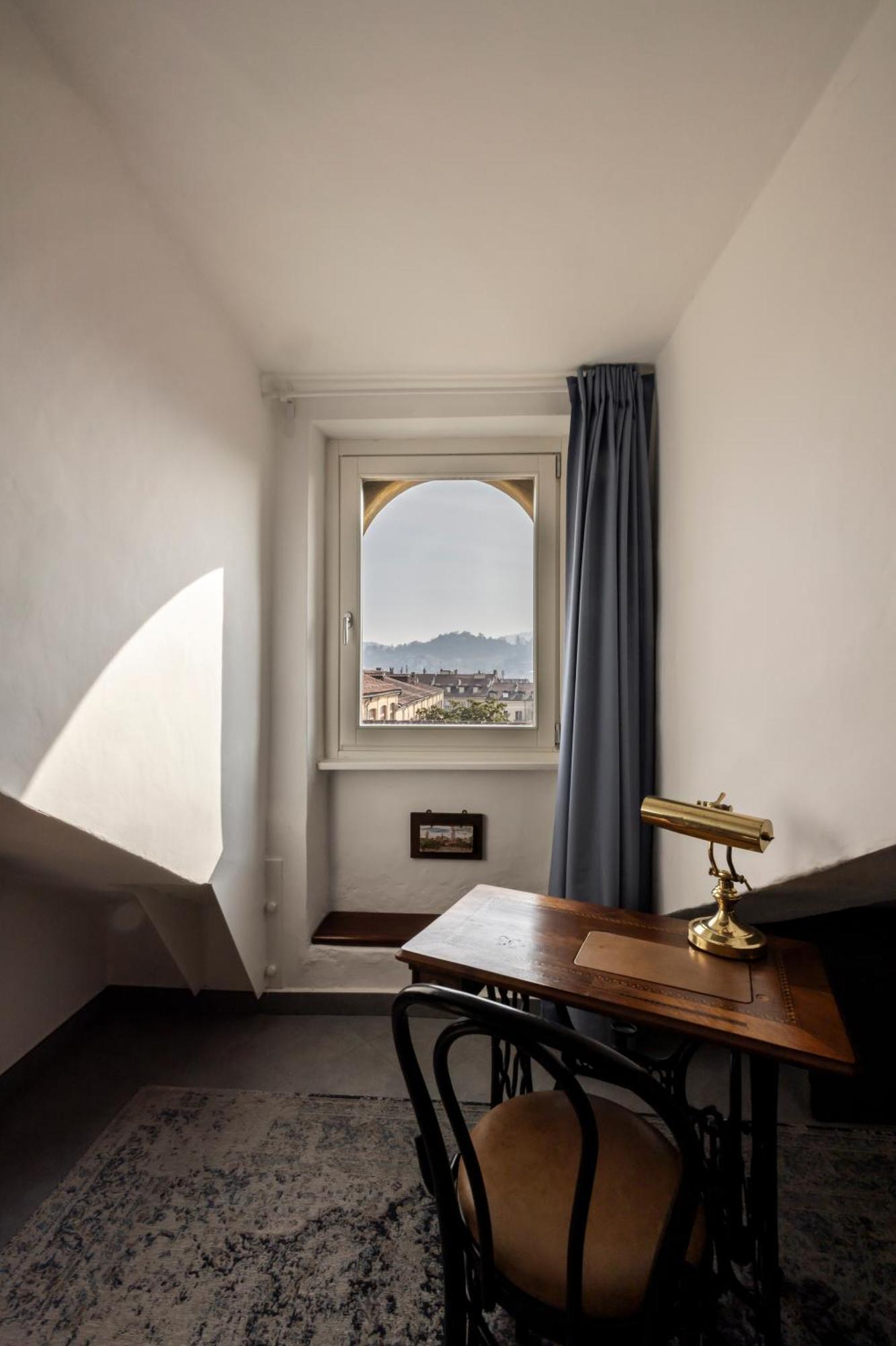 Inquadro Apartment